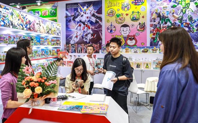 澄海“玩家” 从玩具作坊到全球产能霸主的智慧跃迁